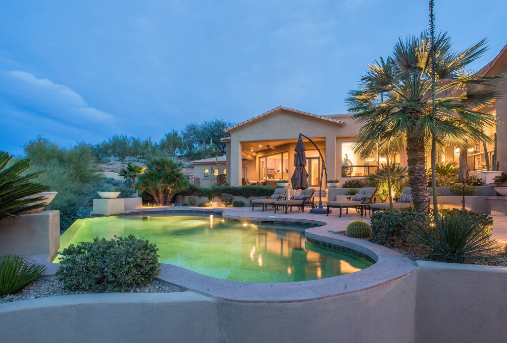 Paradise_Valley_Luxury_Twilight_Real_Estate_Photography_07