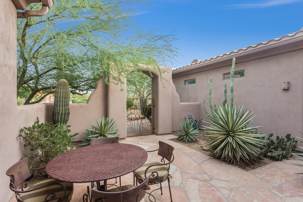 Cave_Creek_Luxury_Real_Estate_Photography_02