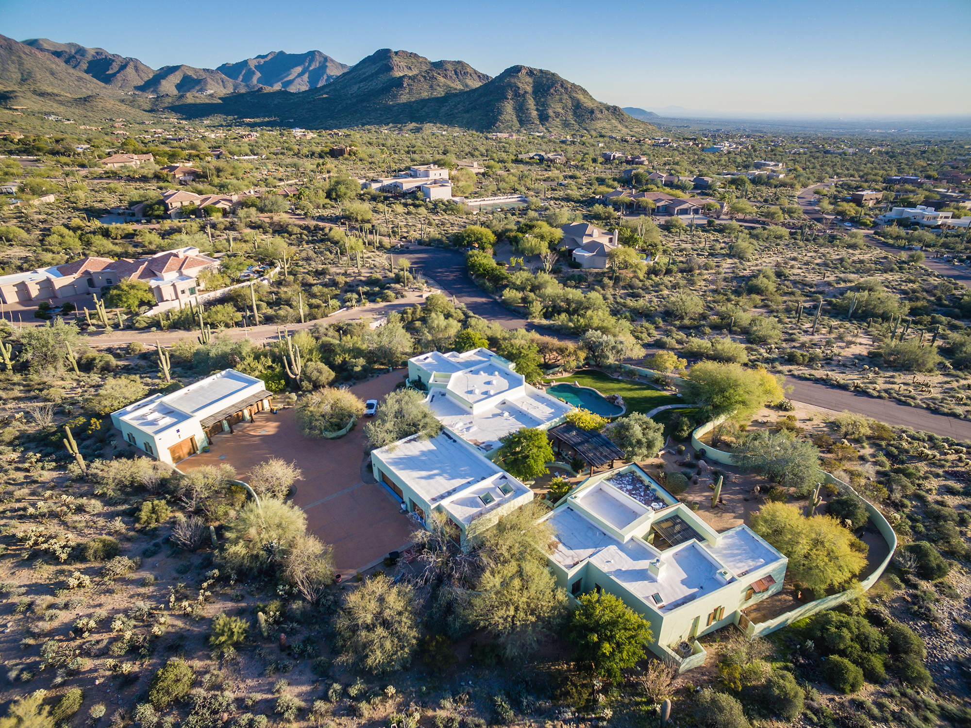 North Scottsdale Car Collector’s Dream Home